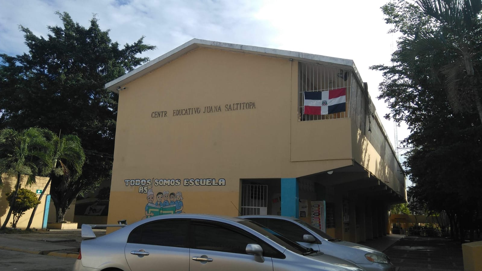 Fachada de la Escuela Primaria Juana Saltitopa en sus inicios